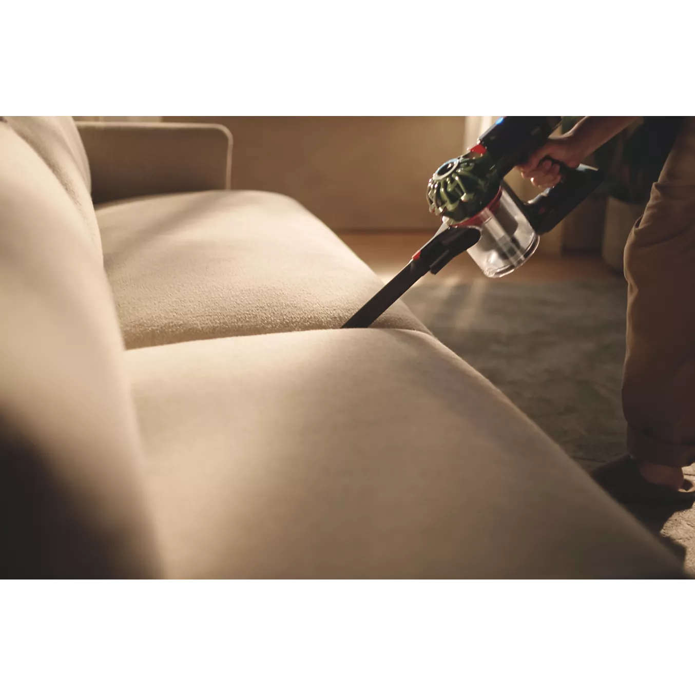 Aspirateur balai Dyson V8 Cyclone - Noir